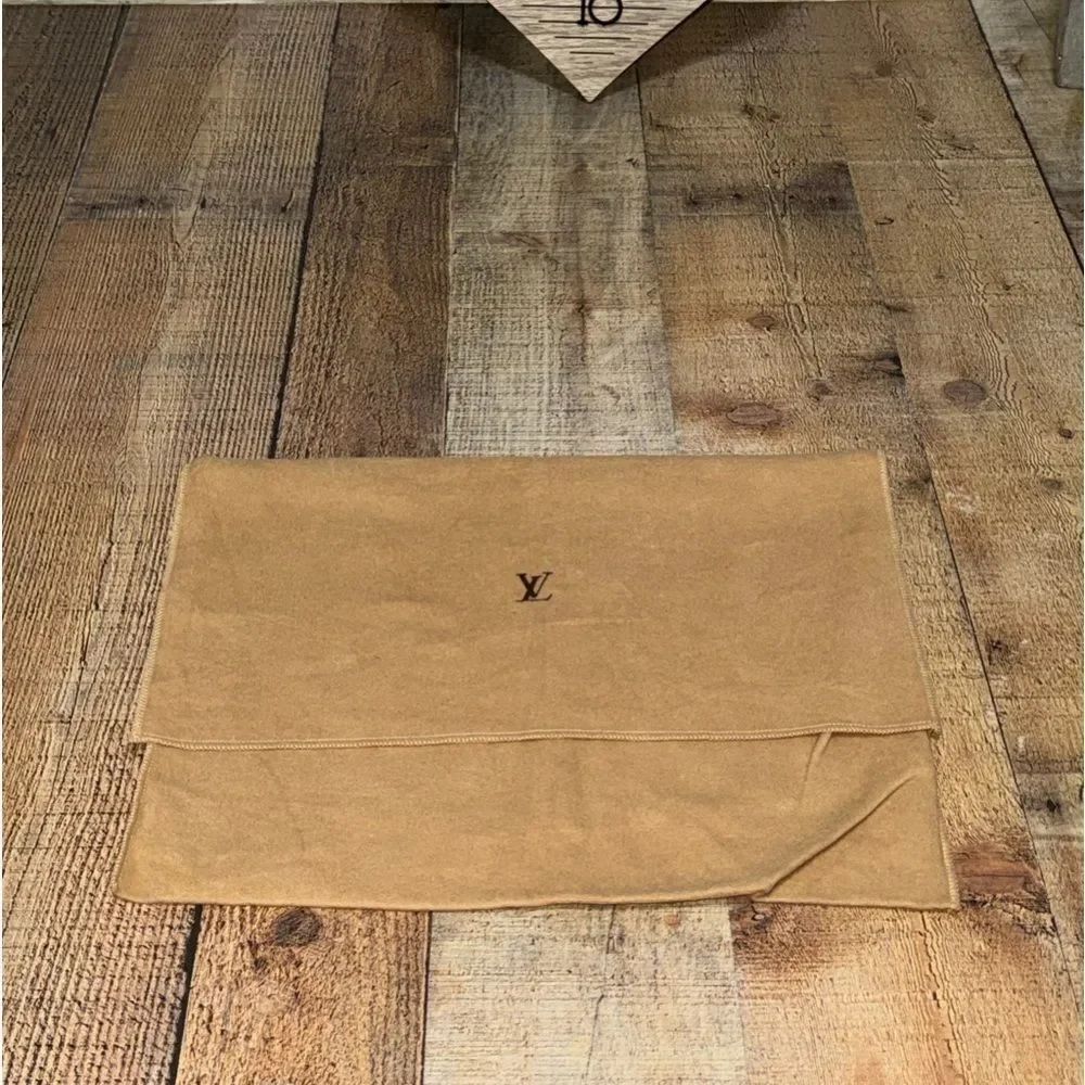 Vintage and Rare Authentic Louis Vuitton Medium Fold Over Dust Bag Beige
